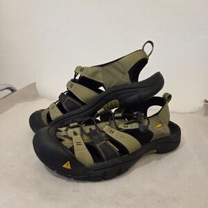 Keen Newport H2 Sandal Men's Size 14 Green Hiking Outdoor Comfy Climbing Trail